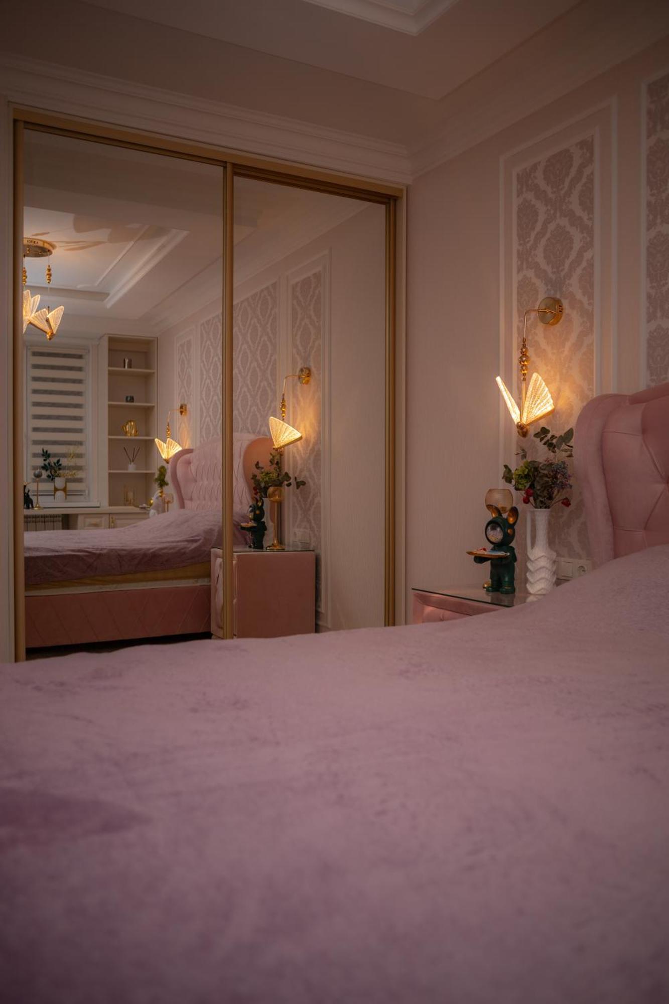 צ'יסינאו Center Candle Apartment מראה חיצוני תמונה